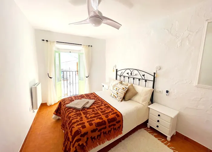 Casa Flor, Archez, Andalusia בית נופש Árchez